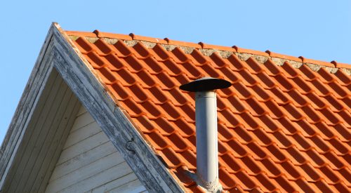 vecteezy_red-tiled-roof-on-a-residential-building-in-israel_9223839